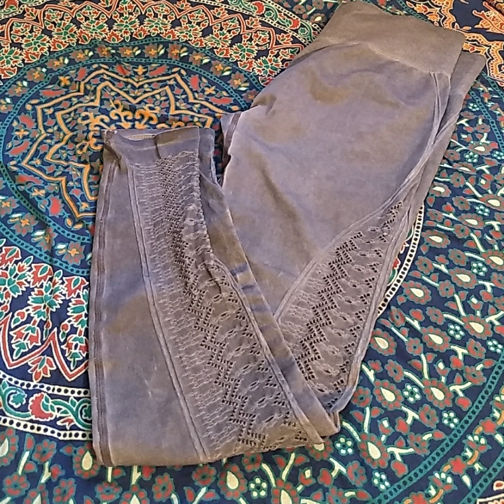 Adorable acid washed leggings